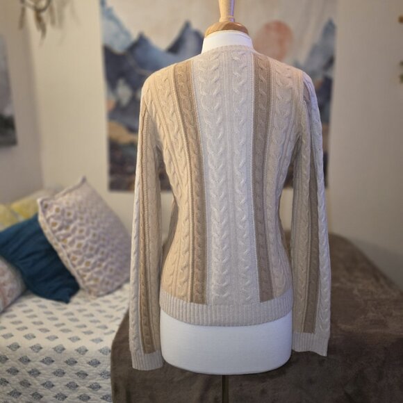 Neiman Marcus Exclusive 100% Cashmere Cable Knit Sweater Beige Tan Stripe V Neck - Picture 11 of 15
